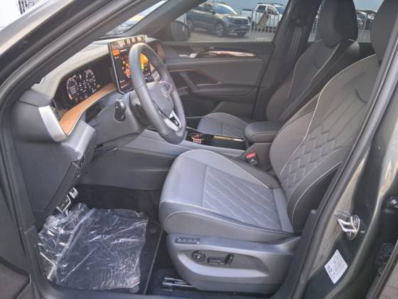 VOLKSWAGEN TIGUAN 2.0 350 TSI GASOLINA R-LINE 4MOTION AUTOMÁTICO VOLKSWAGEN TIGUAN 2.0 350 TSI GASOLINA R-LINE 4MOTION AUTOMÁTICO